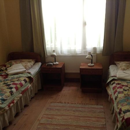 Kastani Home Accommodation Тарту Екстериор снимка