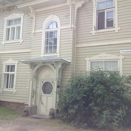 Kastani Home Accommodation Тарту Екстериор снимка